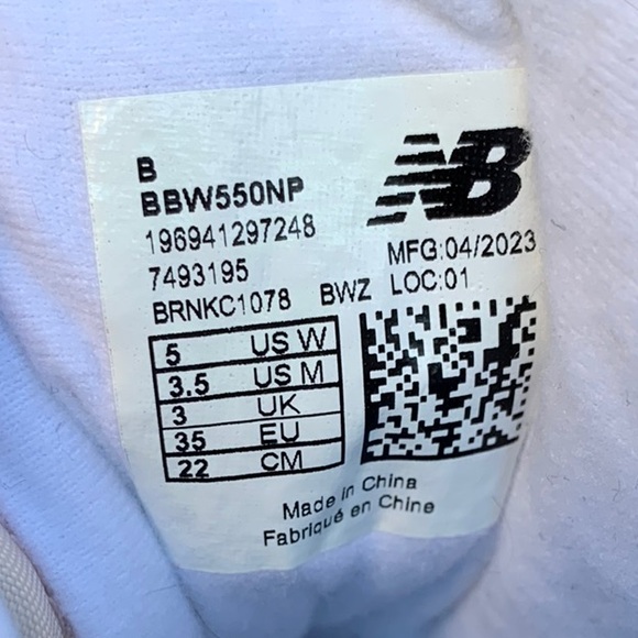 New Balance 550 'Sea Salt/Quartz Pink' Sneakers Active Shoes Women’s size 5 NWOT - Picture 11 of 11